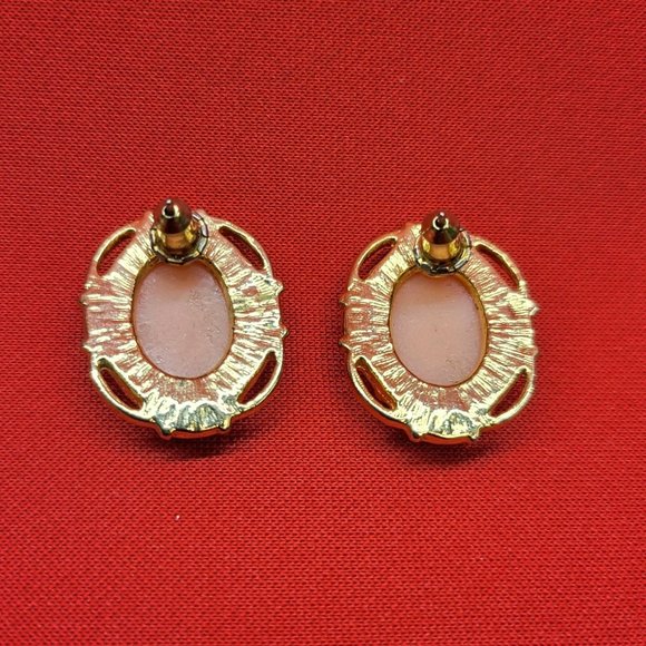 Vintage Gold Tone Cameo Earrings - Picture 6 of 12